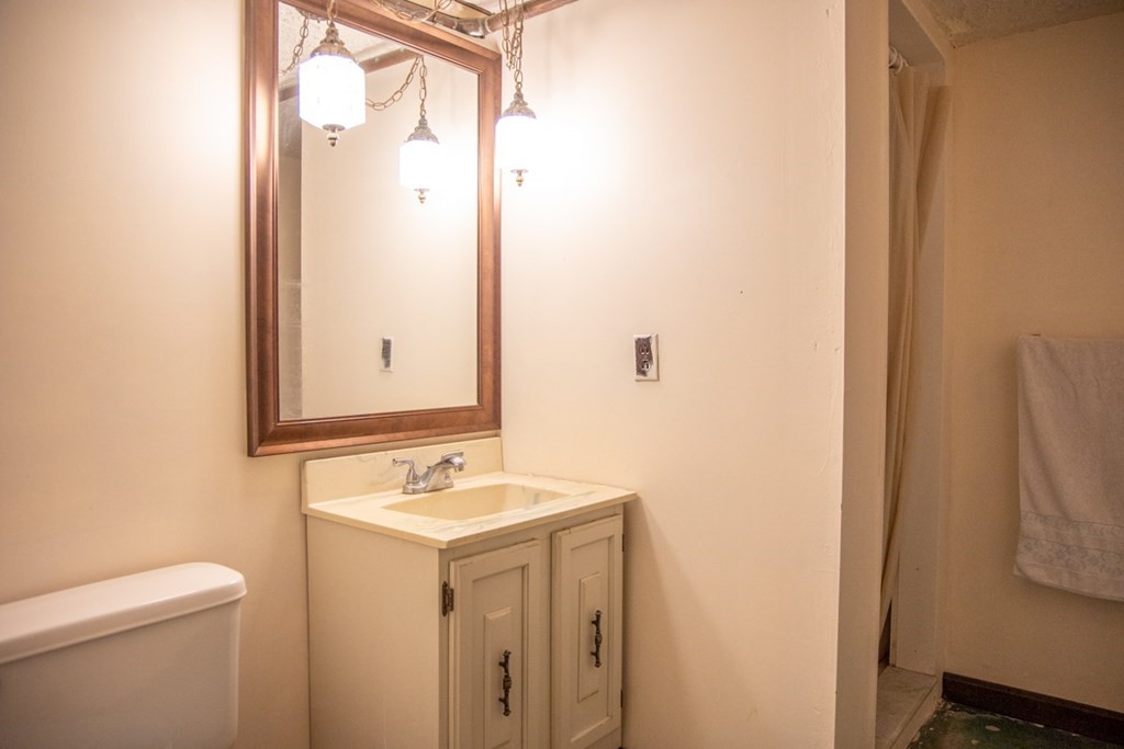 123 Bear Hole Road West Springfield, MA 01089 - Photo 29 of 42