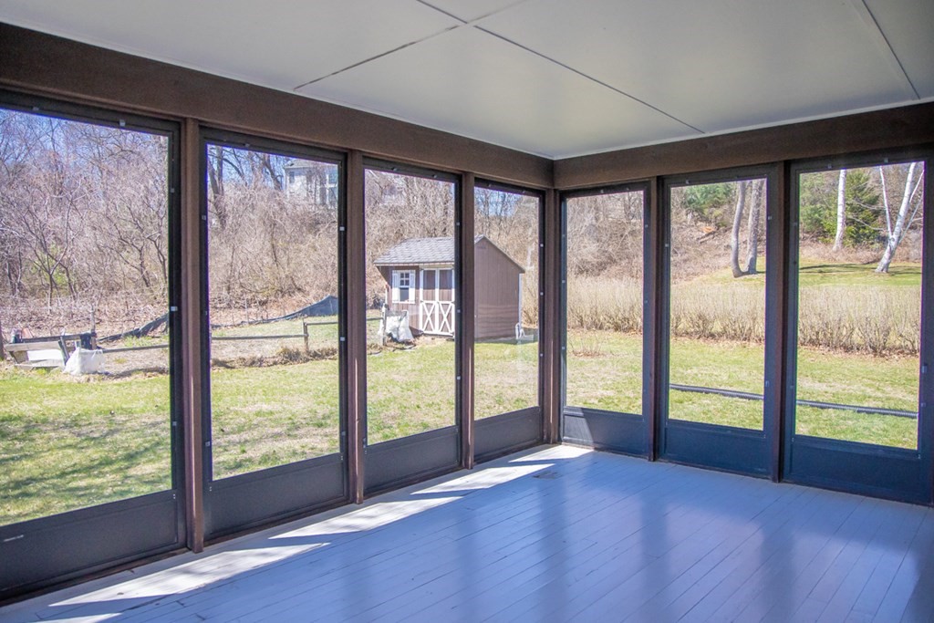 123 Bear Hole Road West Springfield, MA 01089 - Photo 31 of 42