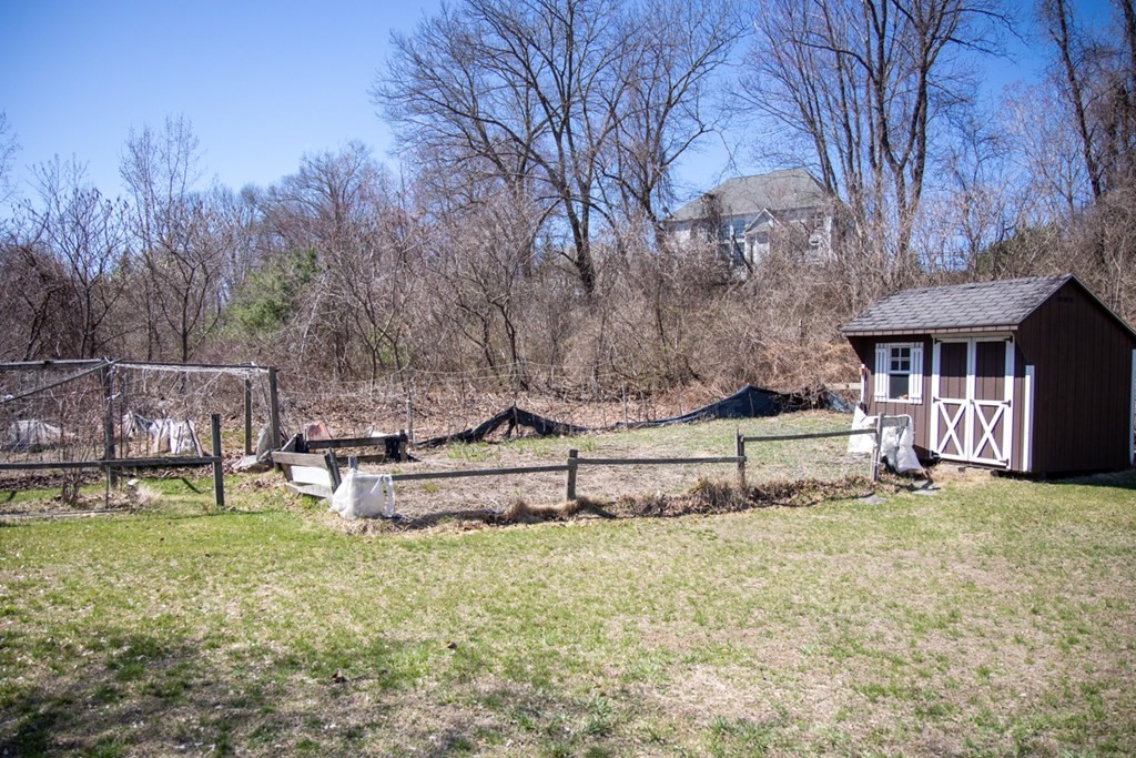 123 Bear Hole Road West Springfield, MA 01089 - Photo 38 of 42