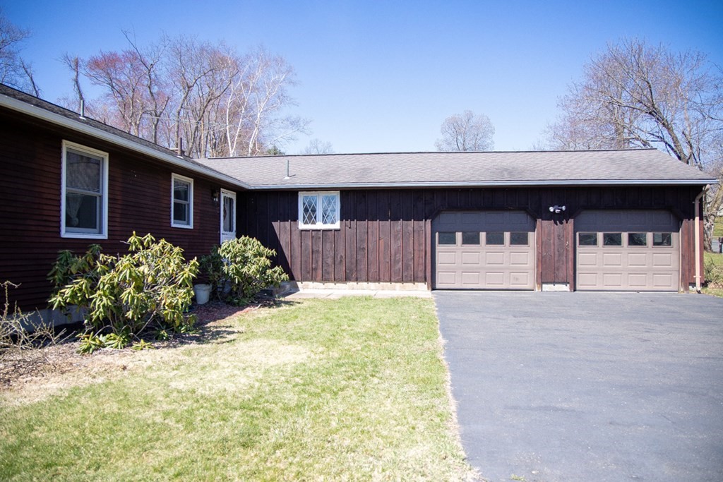 123 Bear Hole Road West Springfield, MA 01089 - Photo 4 of 42