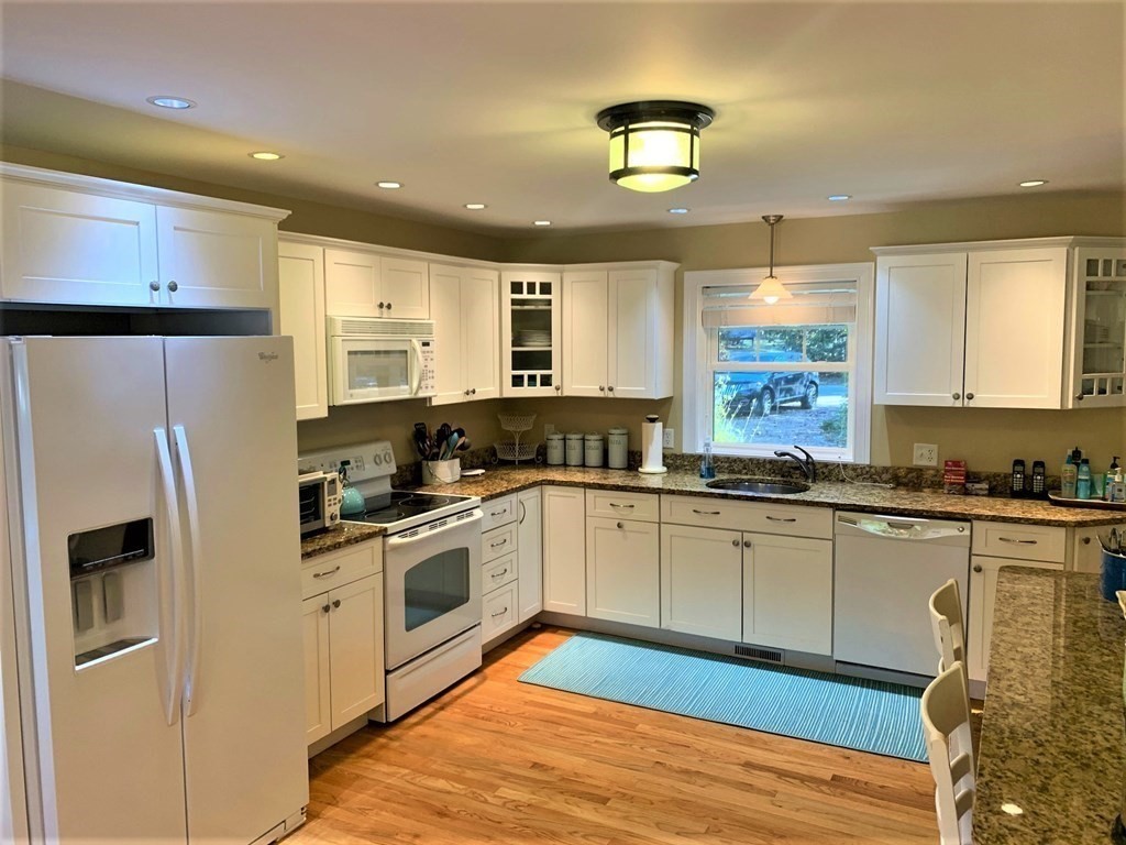 18 Saddle Club Road Edgartown, MA 02539 - Photo 5 of 26 Gallery Image 5