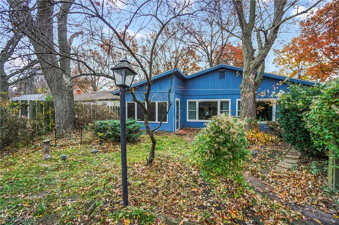 6996 Oakwood Road Parma Heights, OH 44130 - Photo 28 of 32 View of backyard