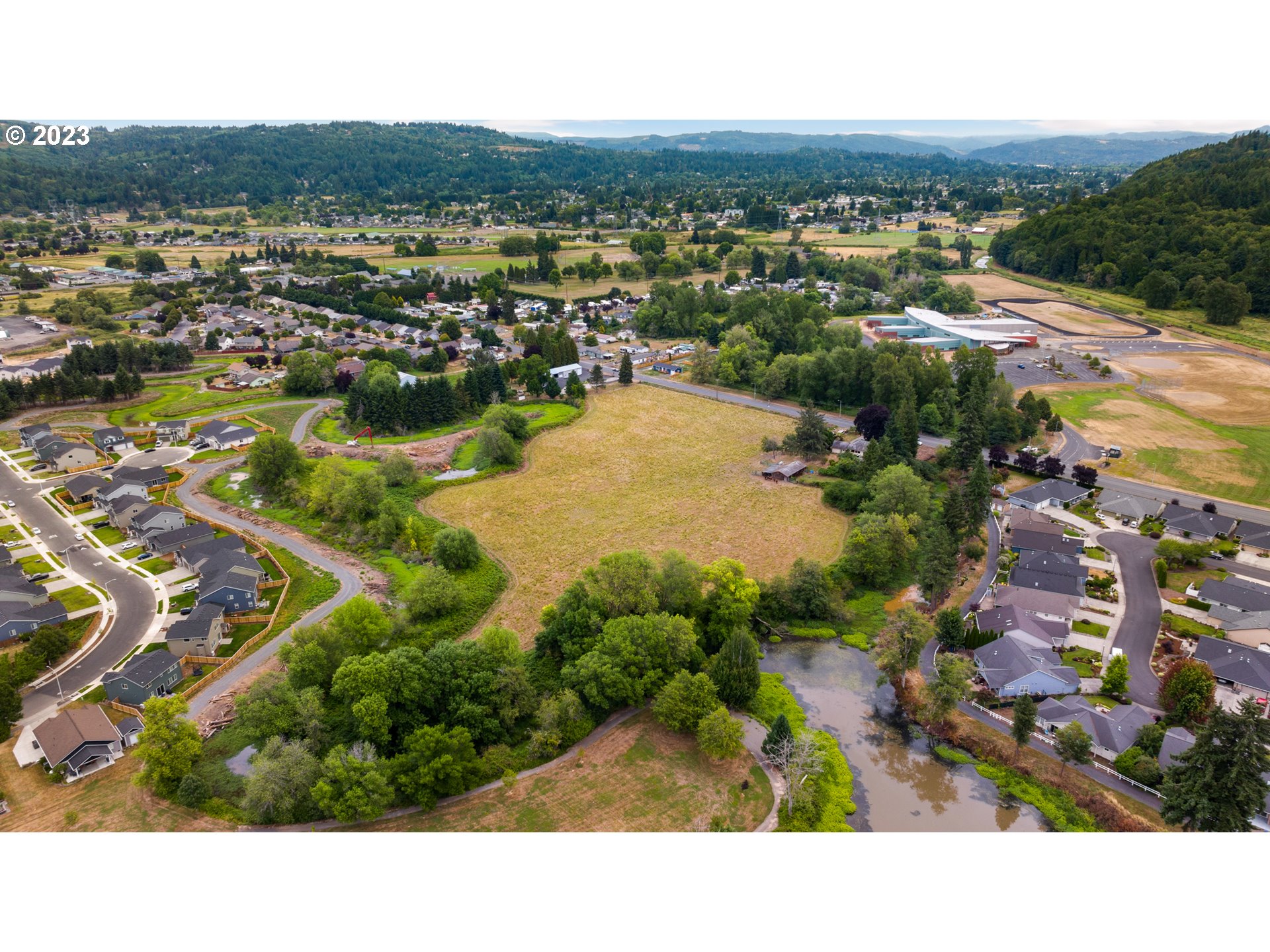 5431 Mt Solo Road Longview, WA 98632 - Photo 5 of 32 a view of a city