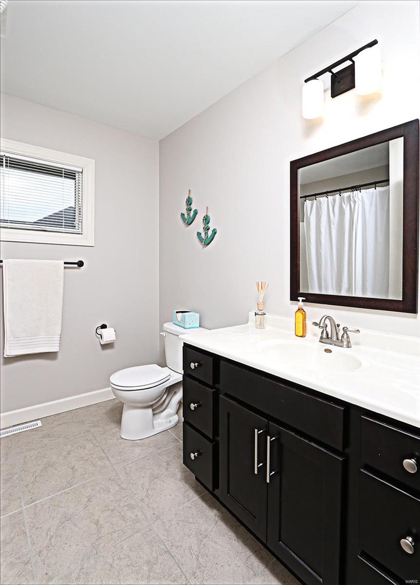 1156 Randy Street Breese, IL 62230 - Photo 33 of 49 Gallery Image 33