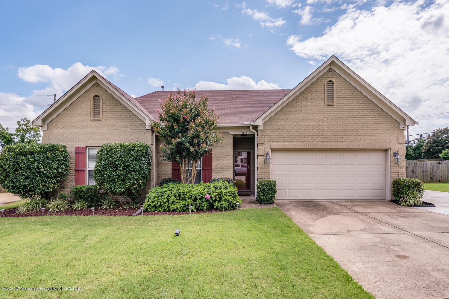 7043 Maplewood Road Olive Branch, MS 38654 - Photo 1 of 26 7043-Maplewood-snapsold-screen-203285-1