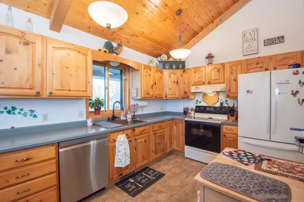 $325,000 | 495 3rd Avenue, Davenport, ND 58021