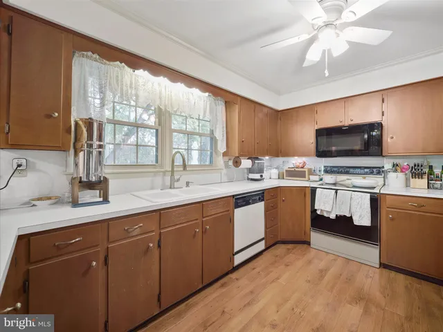 $1,900 | 560 Meadowview Circle, Greencastle, PA 17225