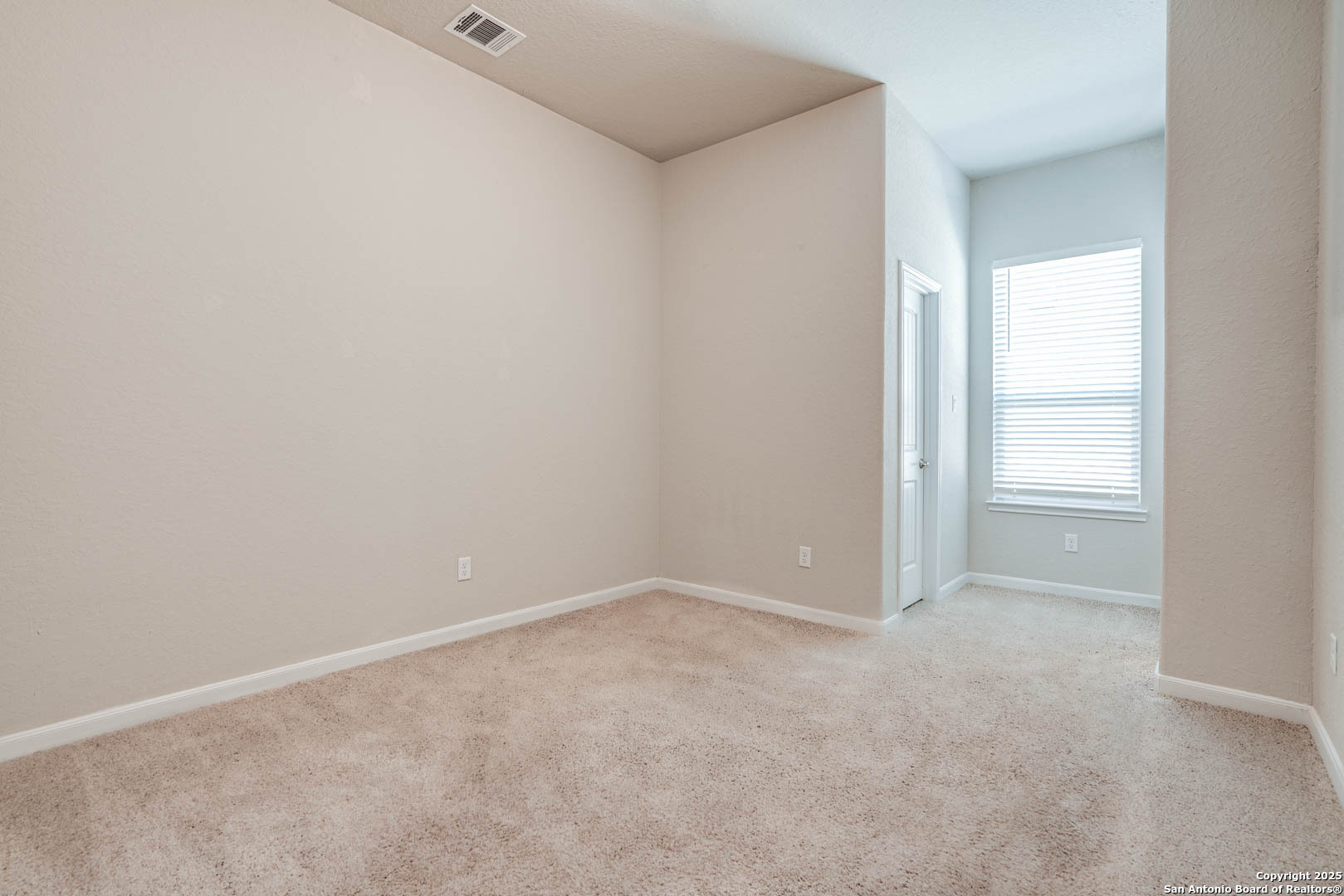 3707 Eliberis San Antonio, TX 78261 - Photo 21 of 37