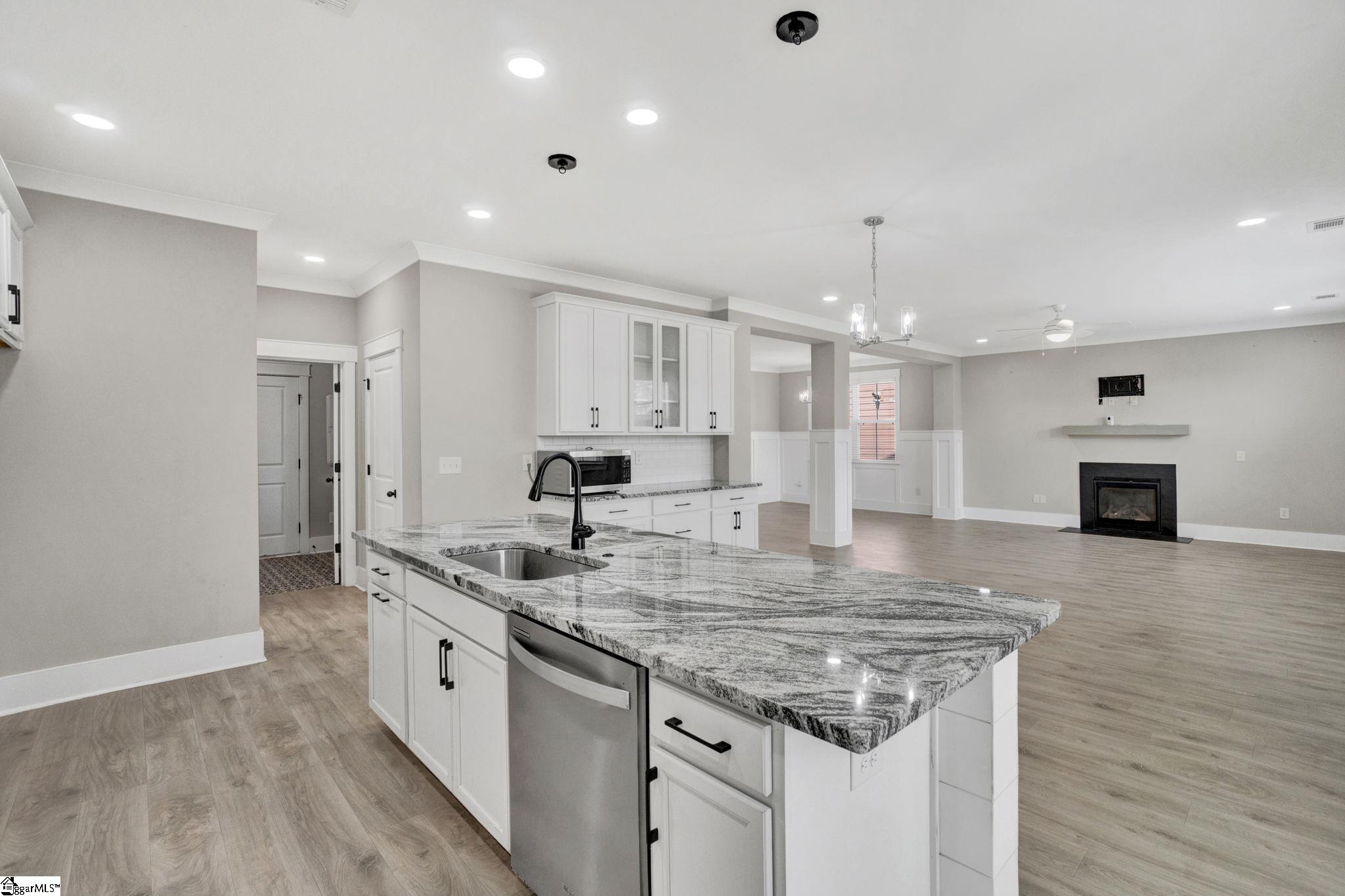 627 Crossbuck Trail Greer, SC 29651 - Photo 9 of 48