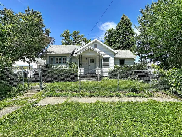 $120,000 | 1843 24th Avenue, Moline, IL 61265
