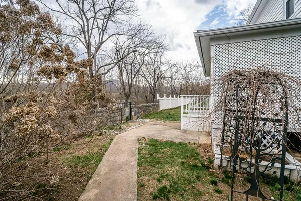 $300,000 | 408 Wolf Gap Road, Edinburg, VA 22824