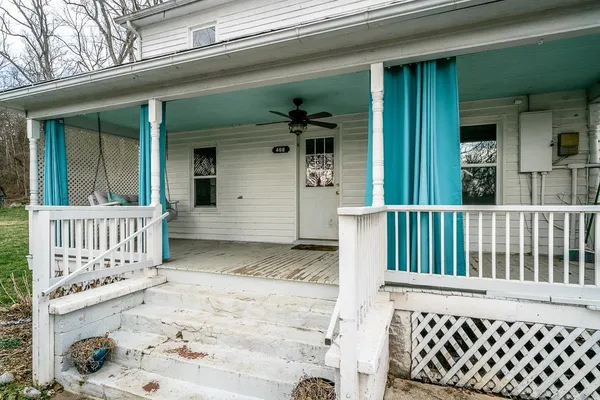 $300,000 | 408 Wolf Gap Road, Edinburg, VA 22824