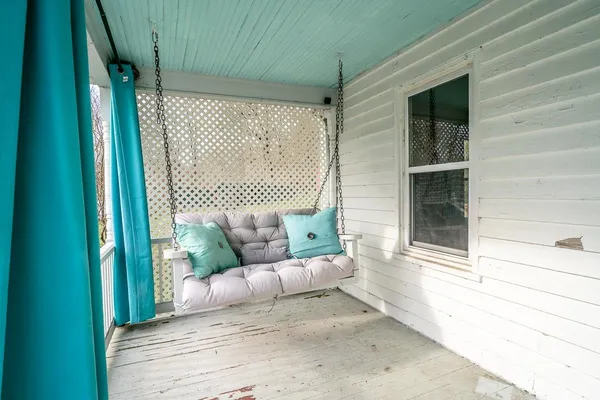 $300,000 | 408 Wolf Gap Road, Edinburg, VA 22824