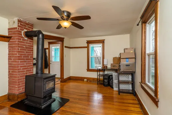 $300,000 | 408 Wolf Gap Road, Edinburg, VA 22824