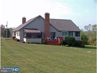 107 Center School Road Perkasie, PA 18944 - Photo 11 of 12 Exterior Back