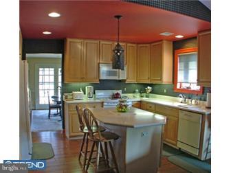 107 Center School Road Perkasie, PA 18944 - Photo 4 of 12 Kitchen