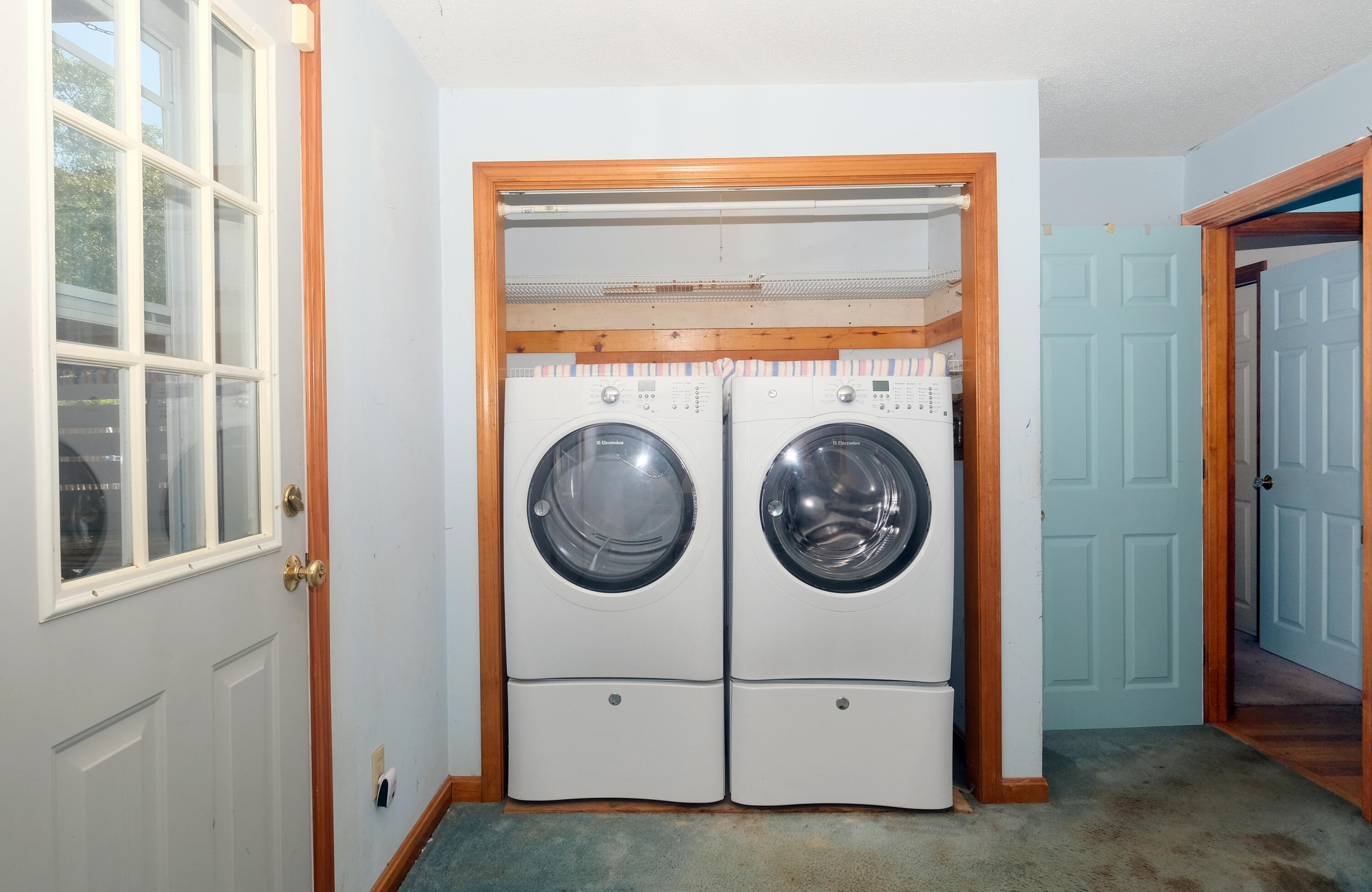 16 Partridge Lane Harwich, MA 02645 - Photo 21 of 44 a utility room with dryer and washer