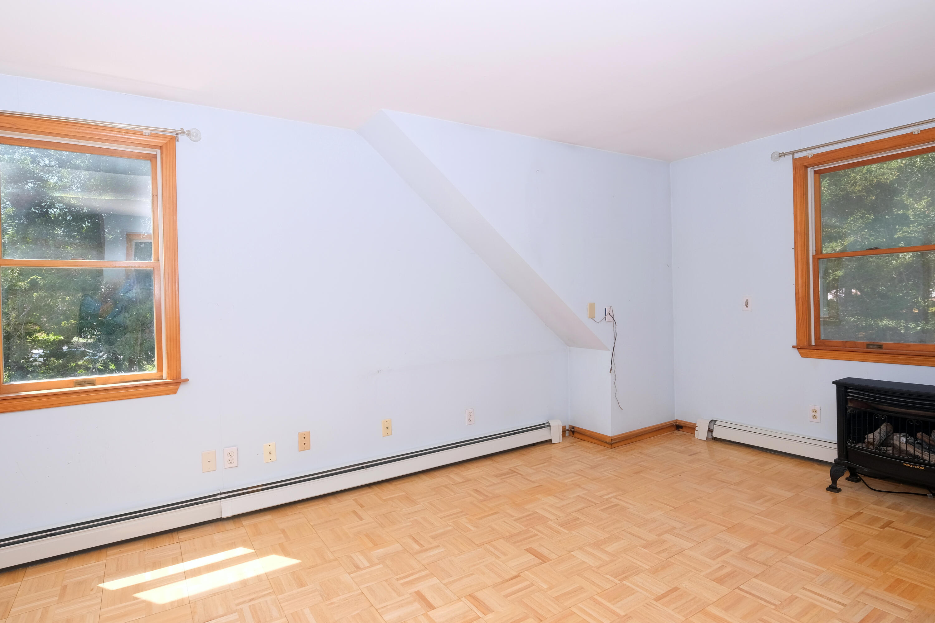 16 Partridge Lane Harwich, MA 02645 - Photo 28 of 44 a view of room with window and a ceiling fan