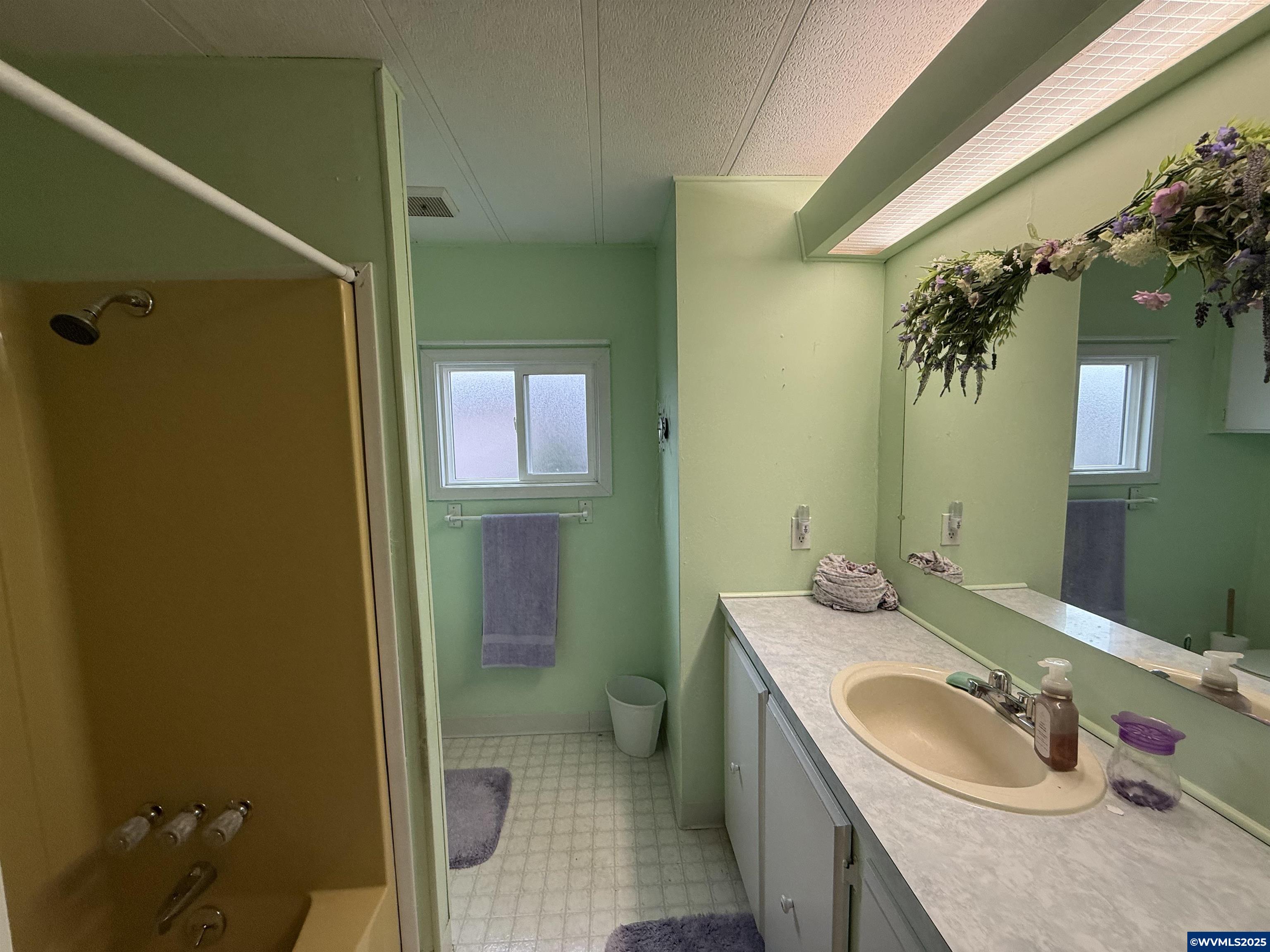 5422 Portland Road Northeast, Unit 54 Salem, OR 97305 - Photo 10 of 15 Gallery Image 10