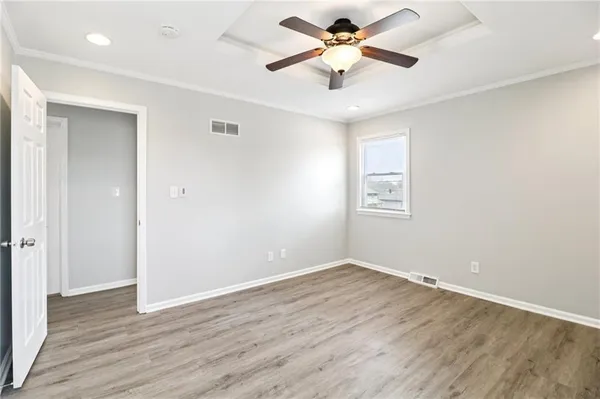 $362,900 | 809 Northeast Mulberry Street, Lee's Summit, MO 64086