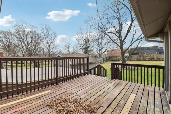 $362,900 | 809 Northeast Mulberry Street, Lee's Summit, MO 64086