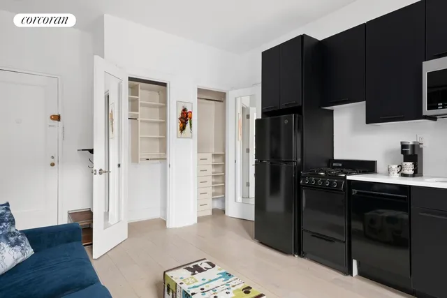 $725,000 | 56 Jane Street, Unit 2C | West Village