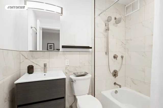 $725,000 | 56 Jane Street, Unit 2C | West Village