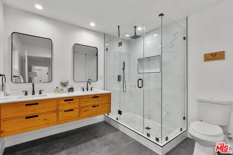 $1,349,999 | 23367 Friar Street, Woodland Hills, CA 91367