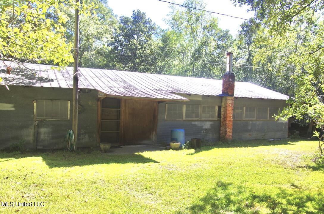 9630 West Oaklawn Road Biloxi, MS 39532 - Photo 44 of 57 Workshop/Shed