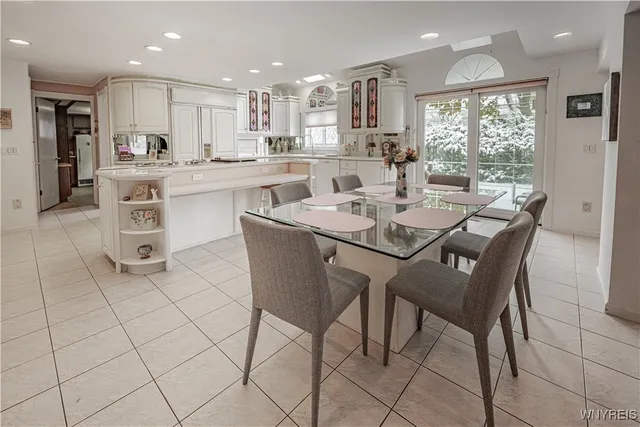 $415,000 | 2795 Colvin Boulevard, Tonawanda, NY 14150