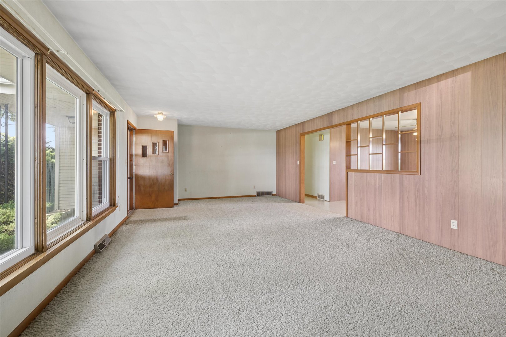 6070 Garden Plain Road Fulton, IL 61252 - Photo 13 of 43 Gallery Image 13