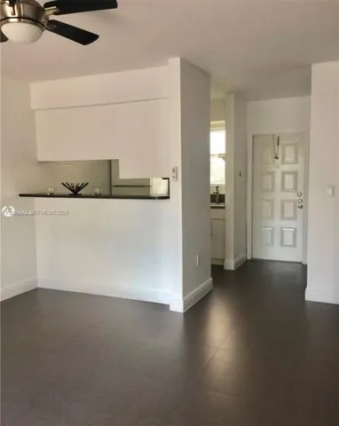 $3,850 | 798 Crandon Boulevard, Unit 30C, Key Biscayne, FL 33149