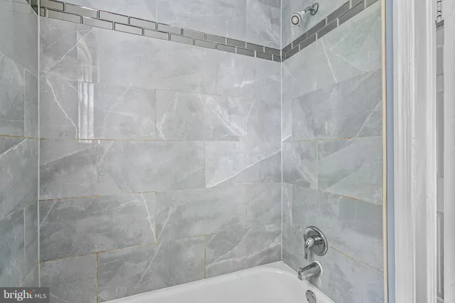 $184,900 | 821 East Jeffrey Street, Baltimore, MD 21225