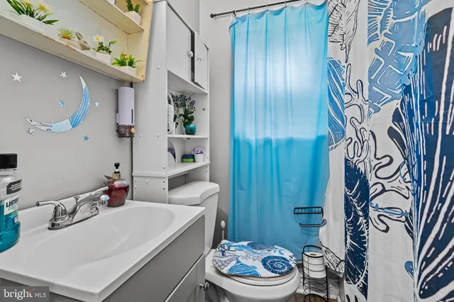 $184,900 | 821 East Jeffrey Street, Baltimore, MD 21225