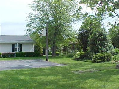 6079 Lexington Road Winchester, KY 40391 - Photo 46 of 51 Front and right side of yard.