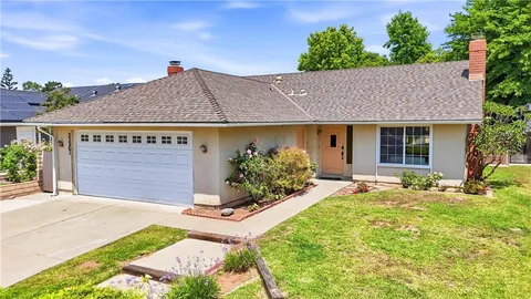 $1,050,000 | 22361 Modina, Laguna Hills, CA 92653