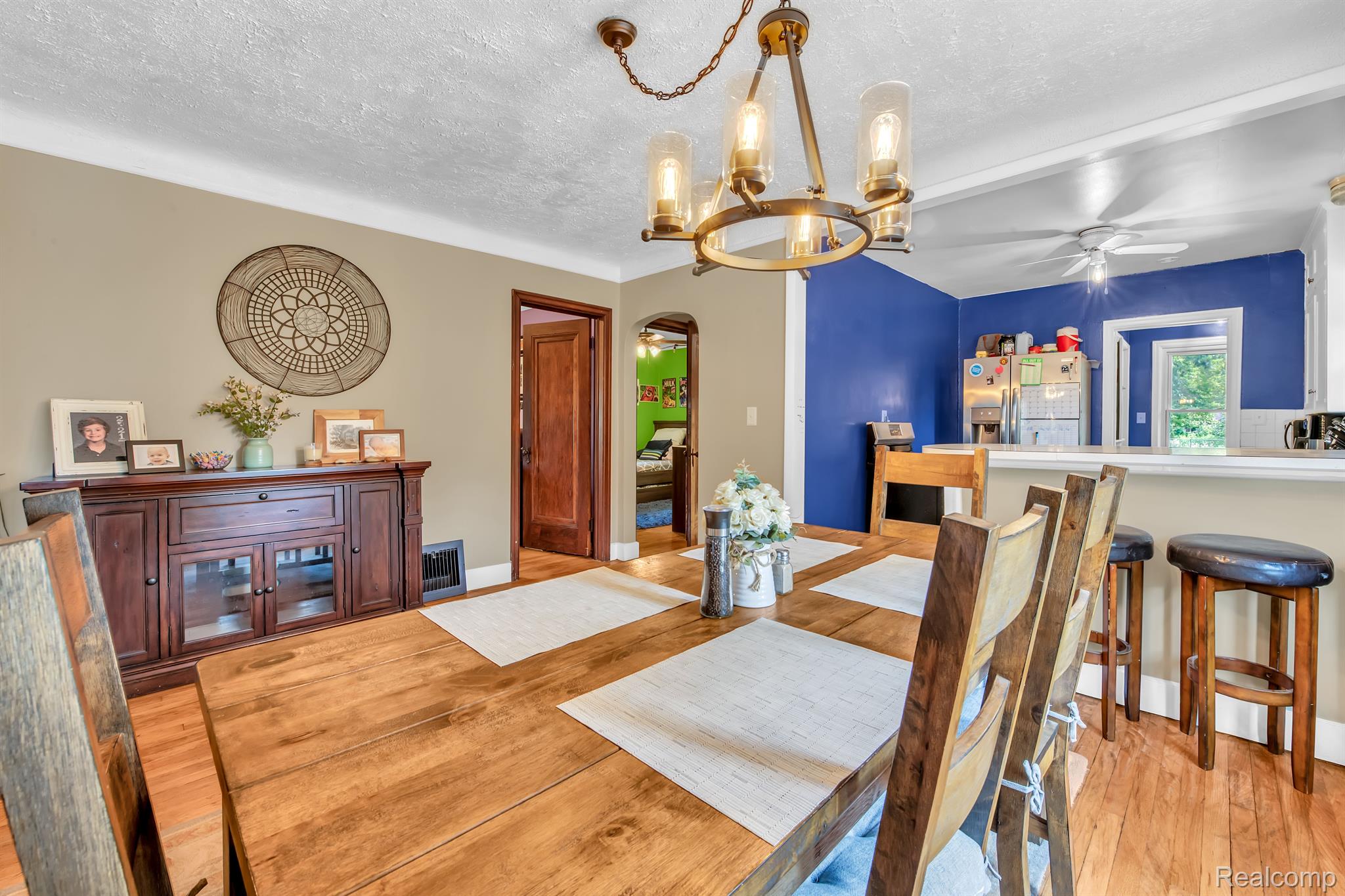 21875 Dickinson Road New Boston, MI 48164 - Photo 11 of 36 Gallery Image 11