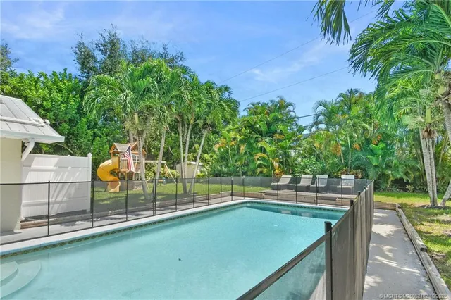 $679,000 | 4756 Southeast Manatee Terrace, Stuart, FL 34997