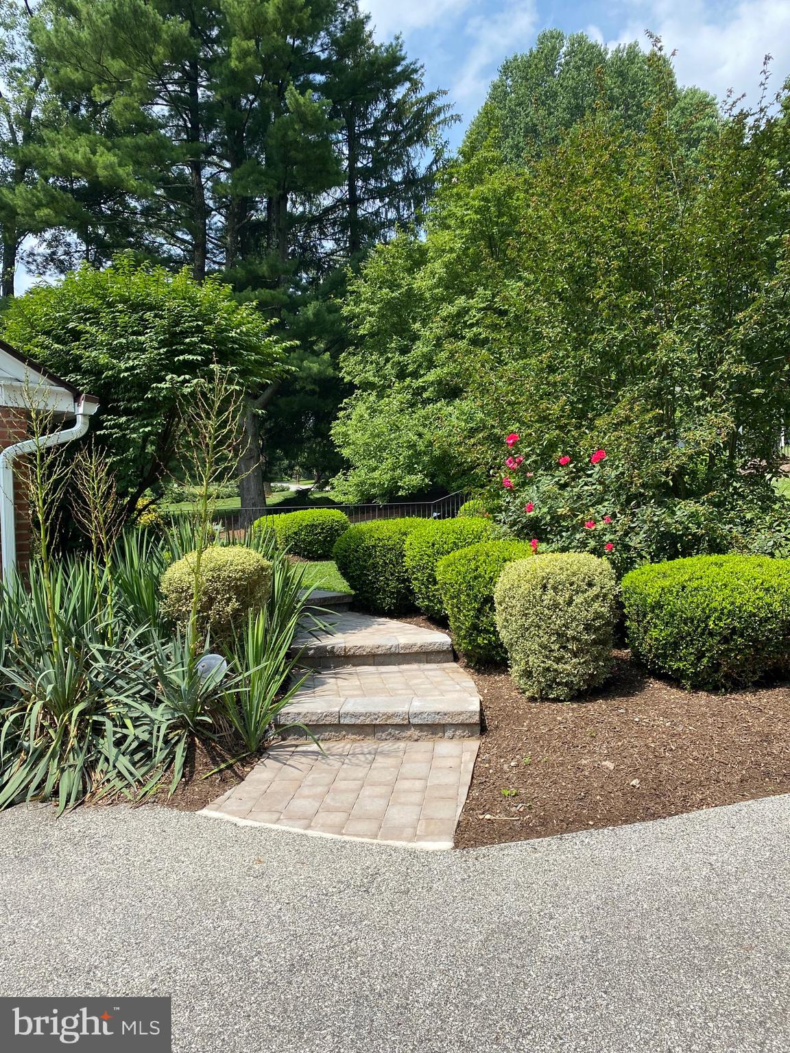 1323 Prospect Hill Road Villanova, PA 19085 - Photo 3 of 54