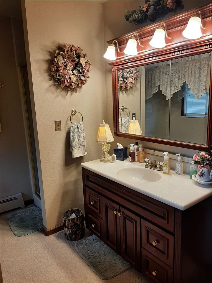 6307 North Genesee Road Flint, MI 48506 - Photo 18 of 68
