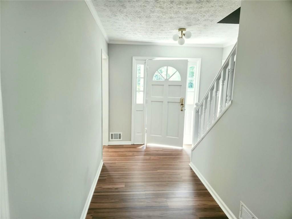 850 Springtime Drive Lawrenceville, GA 30043 - Photo 15 of 37 Gallery Image 15