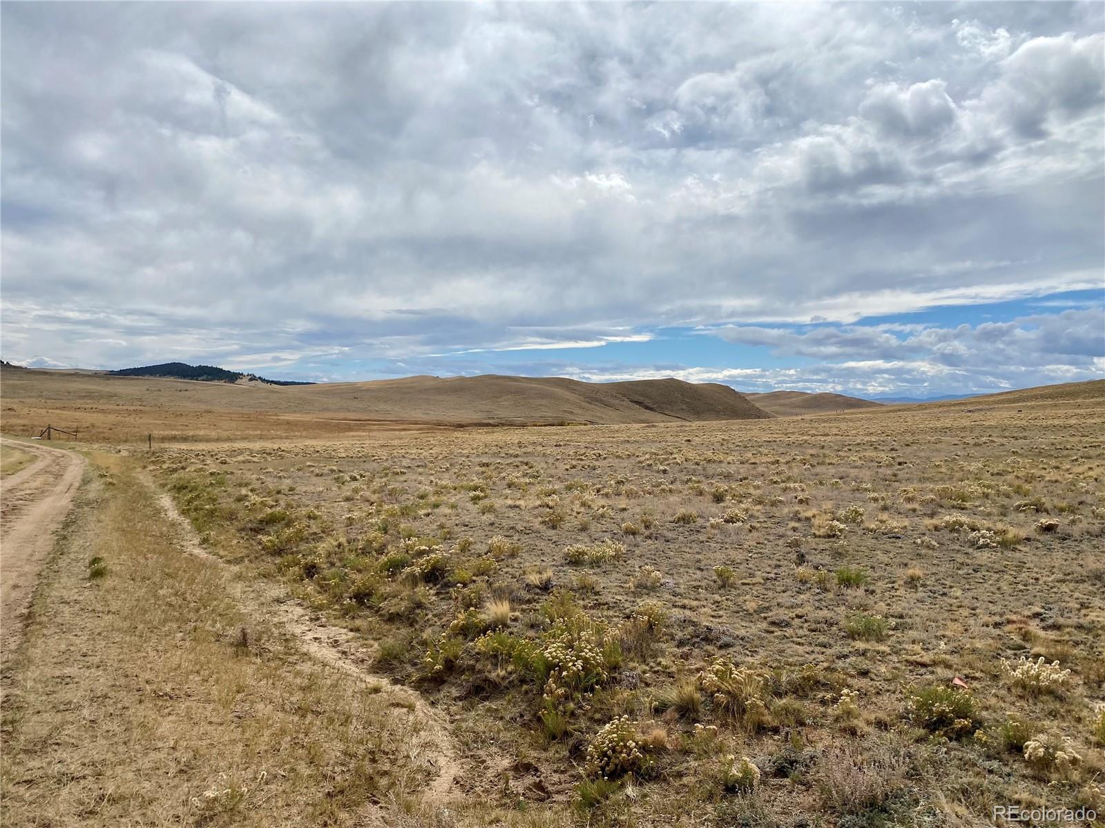 469 Link Road Como, CO 80432 - Photo 23 of 30 a view of an ocean