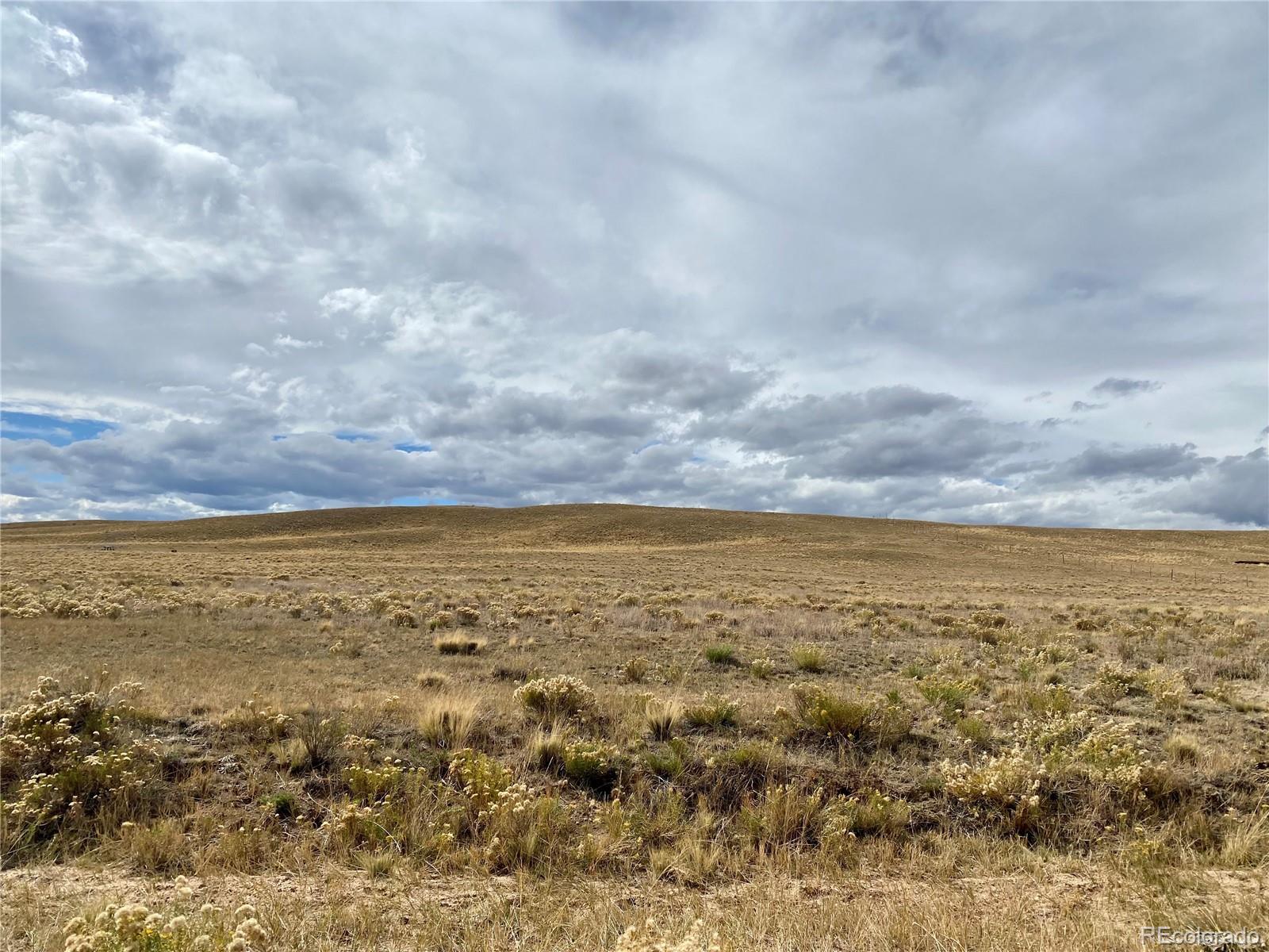 469 Link Road Como, CO 80432 - Photo 3 of 30 a view of an ocean