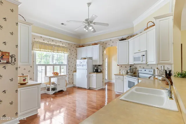 $525,000 | 320 Crooked Gulley Circle, Sunset Beach, NC 28468