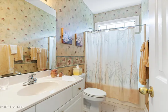 $525,000 | 320 Crooked Gulley Circle, Sunset Beach, NC 28468