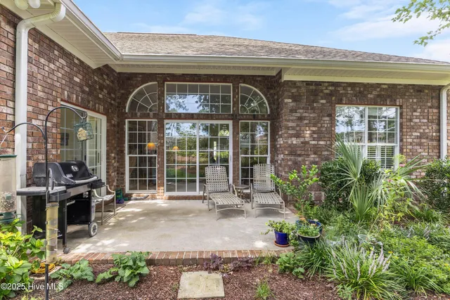 $525,000 | 320 Crooked Gulley Circle, Sunset Beach, NC 28468