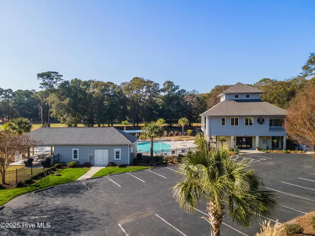 $525,000 | 320 Crooked Gulley Circle, Sunset Beach, NC 28468