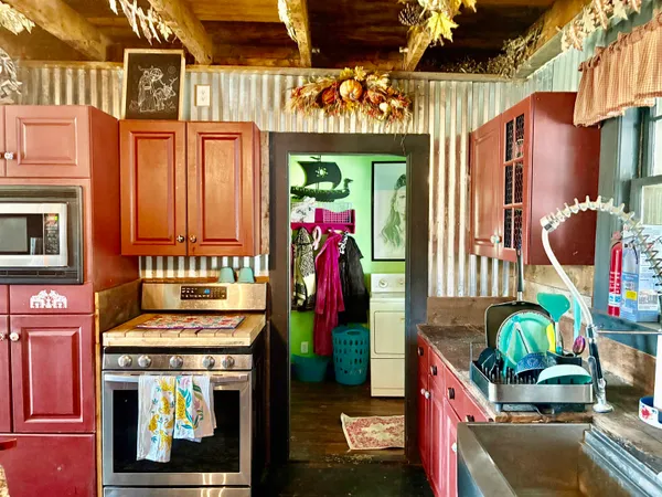 $299,900 | 8 Skyline Road, Newport, NH 03773