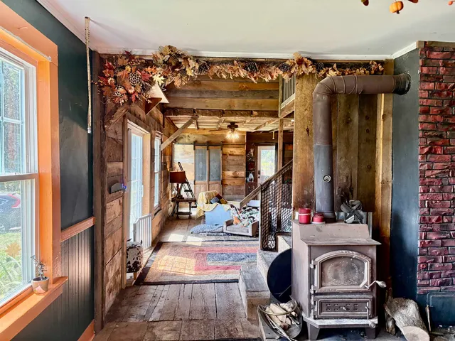 $299,900 | 8 Skyline Road, Newport, NH 03773