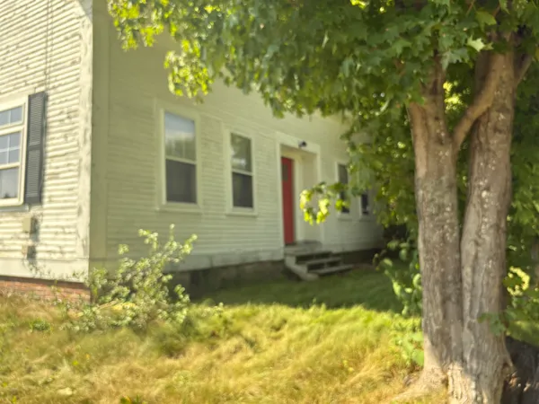 $299,900 | 8 Skyline Road, Newport, NH 03773